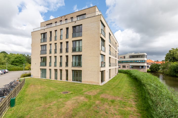 Photo 14 of Charlotte de Bourbonstraat 11