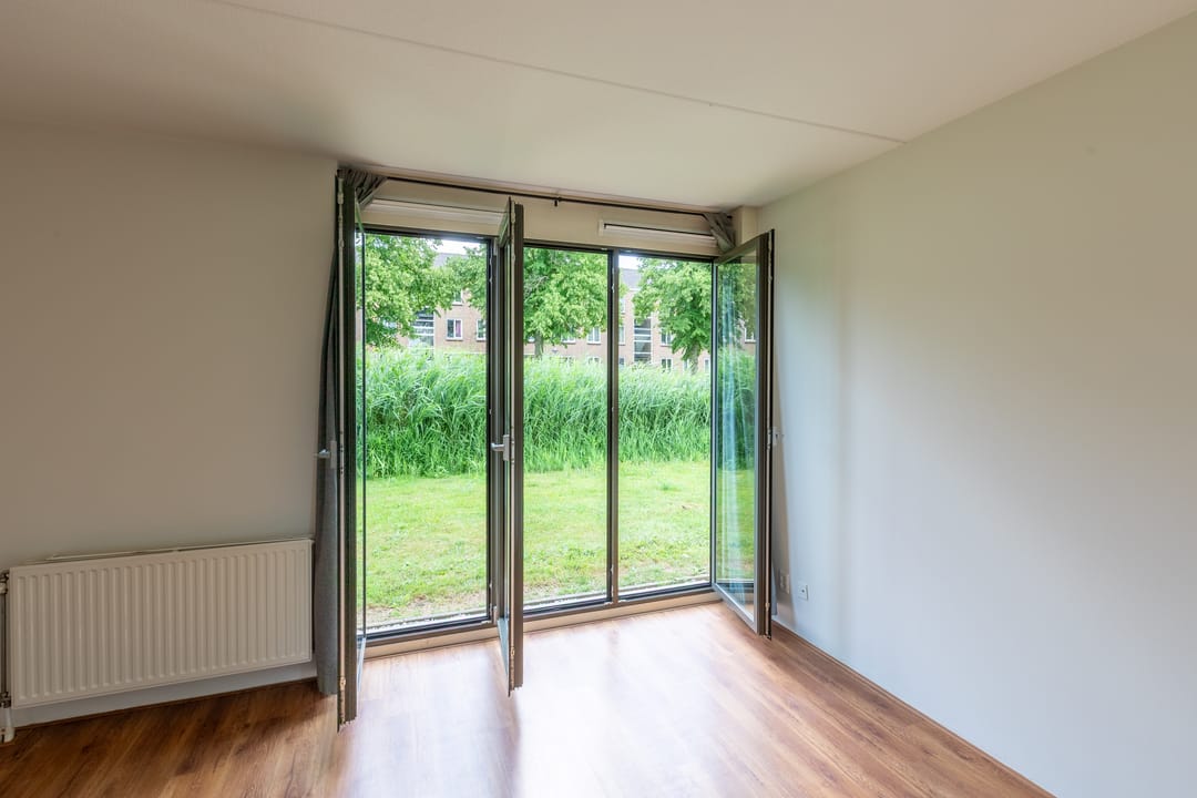 Foto 16 van Charlotte de Bourbonstraat 11