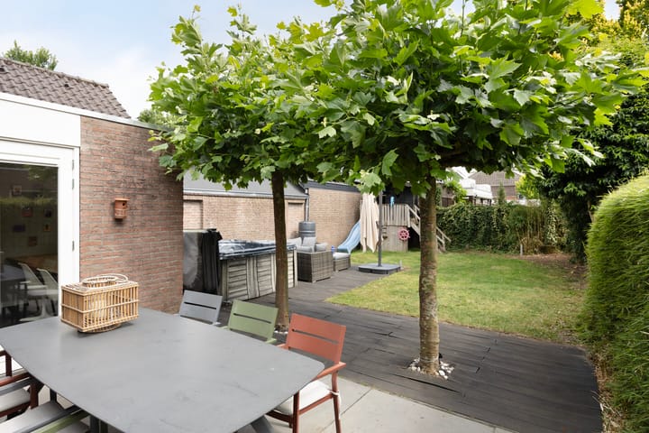 Foto 22 van Ereprijslaan 1