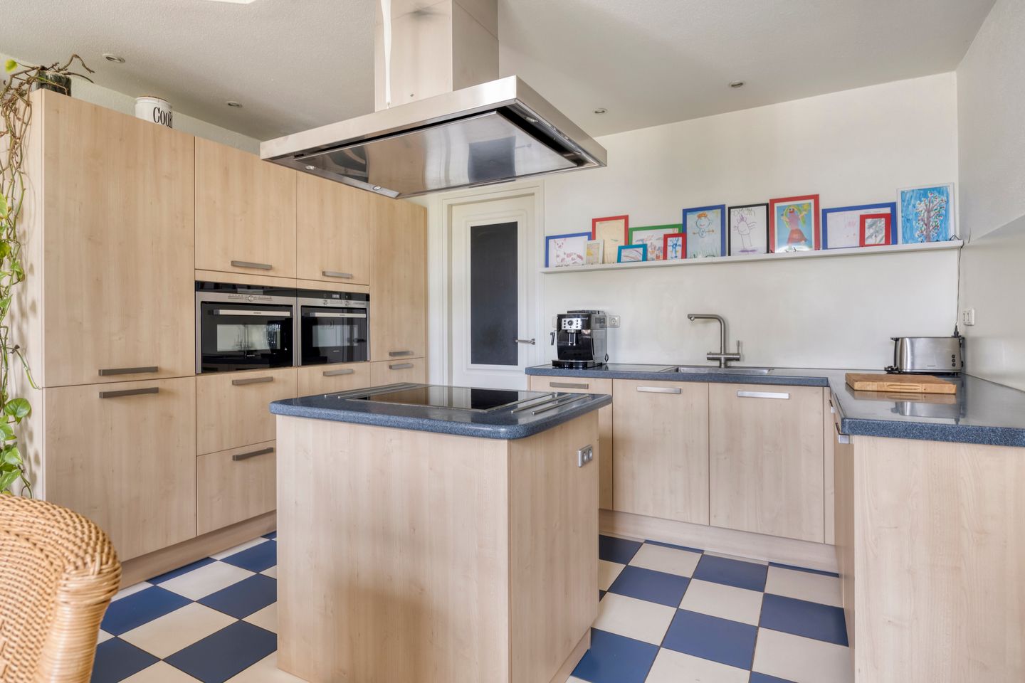 Foto 4 van Bloemberg 24