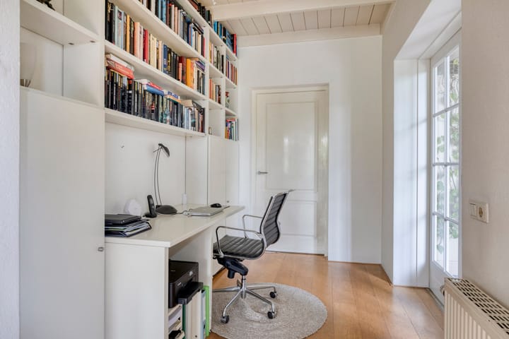 Foto 15 van Bloemberg 24