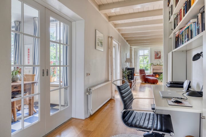 Foto 17 van Bloemberg 24