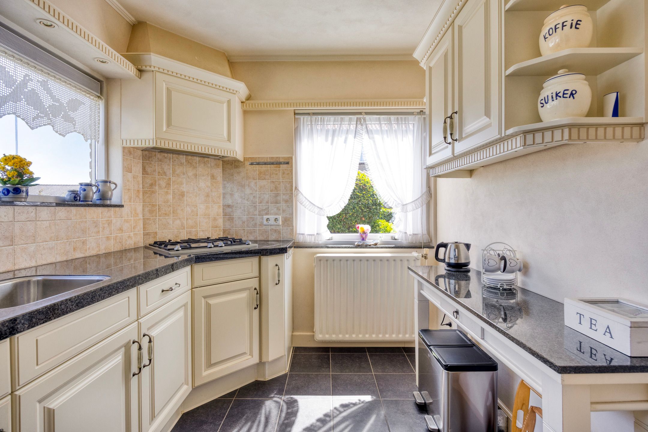 Photo 6 of Wielingenstraat 1