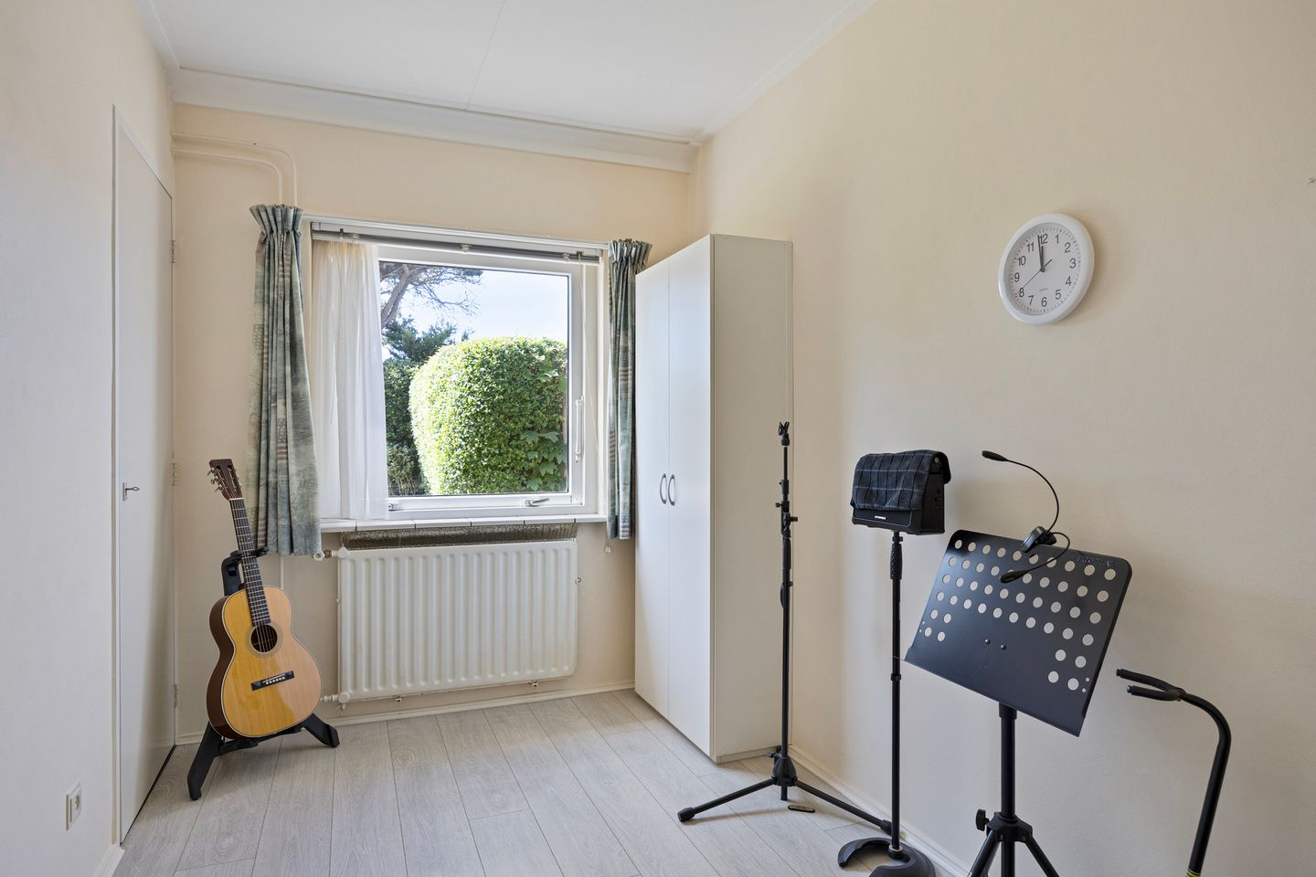 Photo 10 of Wielingenstraat 1