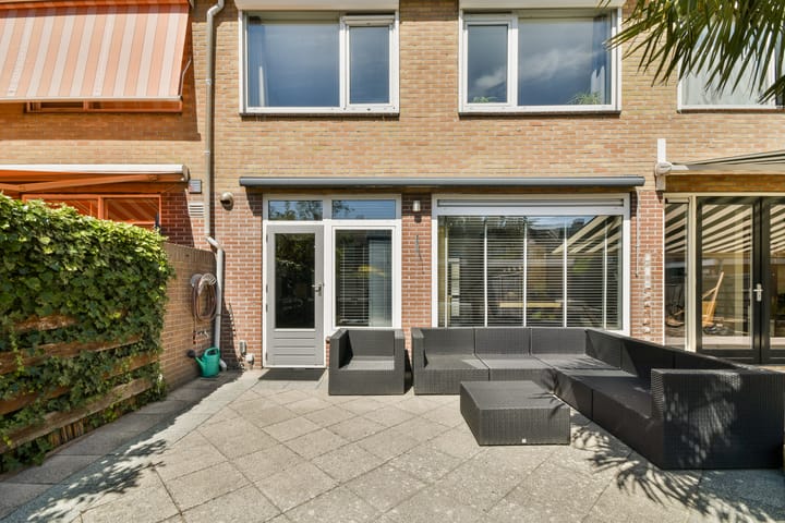 Foto 15 van Henri Dunantstraat 14