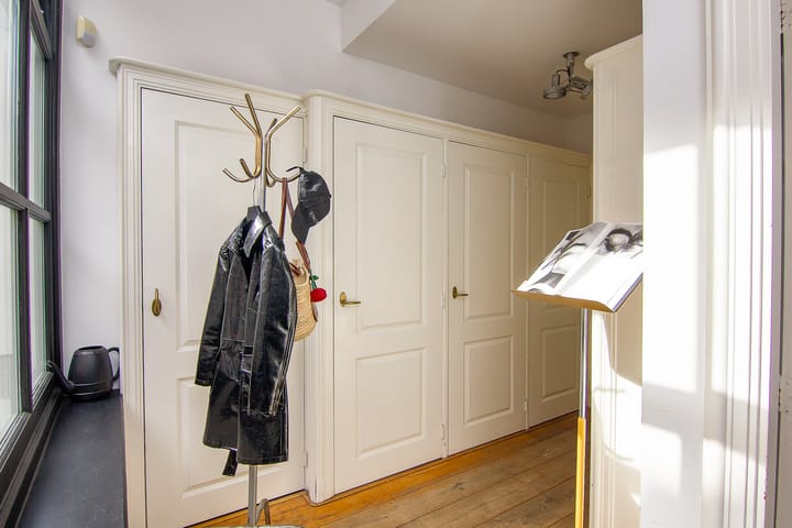 Photo 9 of Tuchthuisstraat 10