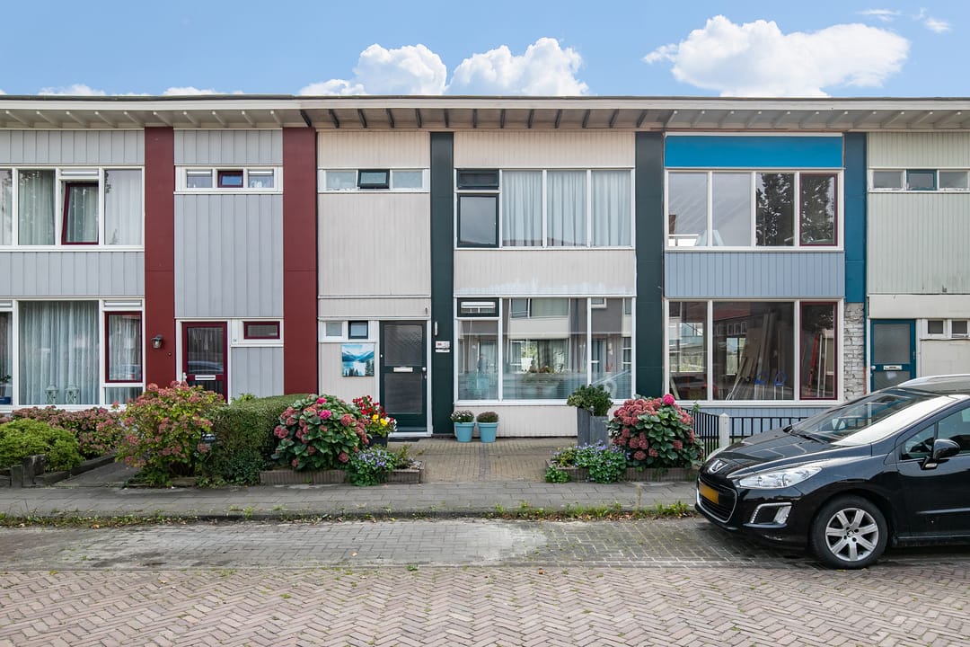 Foto 28 van Claude Fonteijnestraat 36