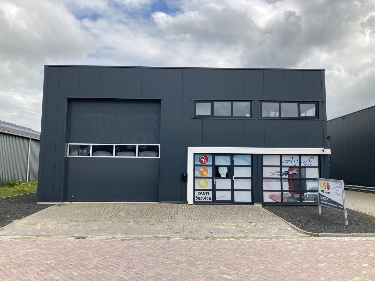 View photo 1 of Damzijl 9