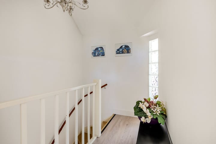 Foto 25 van van Mieroplaan 47