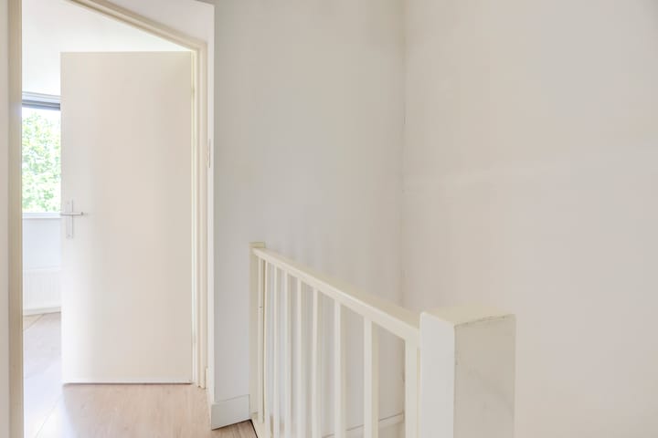 Foto 26 van van Mieroplaan 47