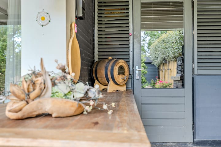 Foto 38 van van Mieroplaan 47