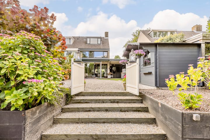 Foto 46 van van Mieroplaan 47