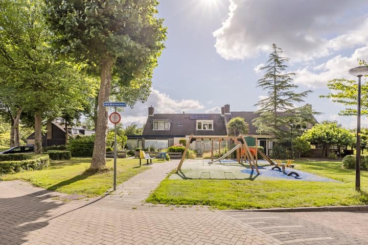 Foto 54 van van Mieroplaan 47