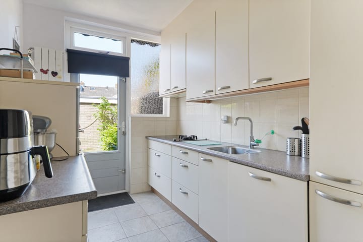 Foto 12 van Henri Dunantstraat 52