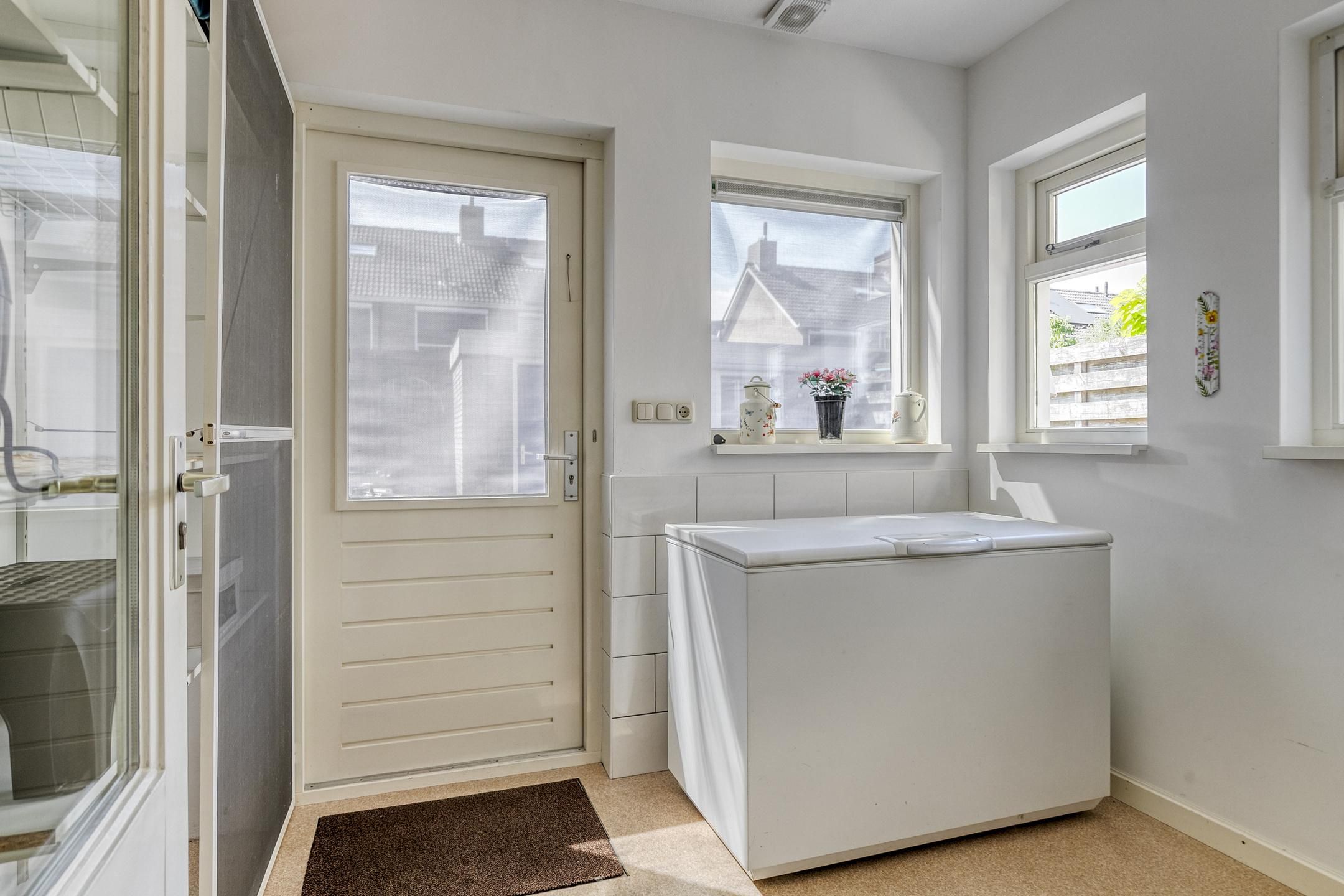 Foto 9 van Albert Schweitzerlaan 20