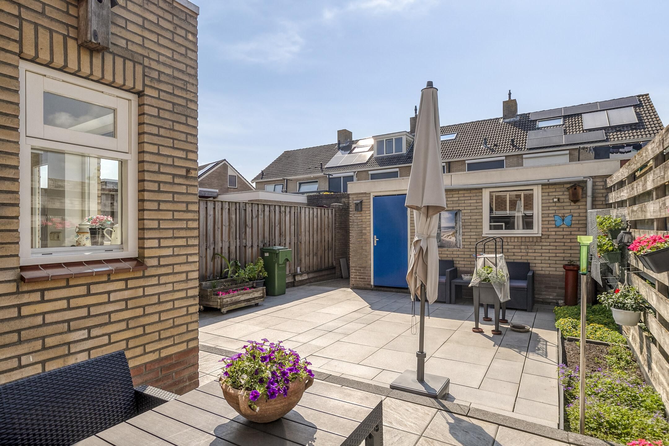 Foto 24 van Albert Schweitzerlaan 20