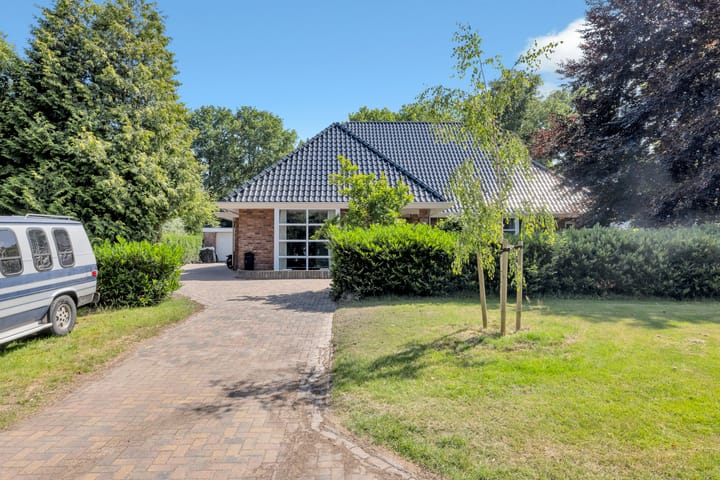 Photo 4 of Adolph van Ansenlaan 10