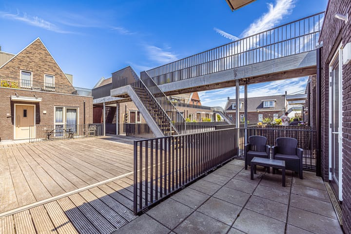 Foto 11 van Cementhof 12