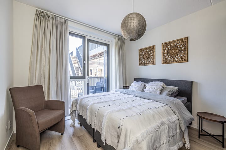 Foto 24 van Cementhof 12