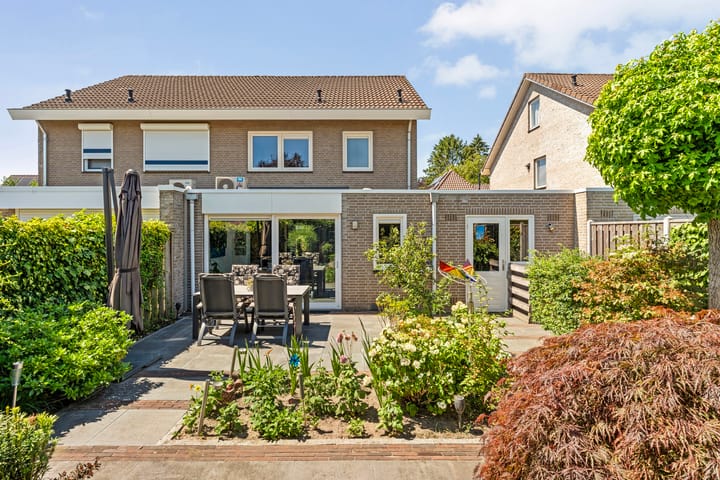 Foto 3 van Neerkanne 3