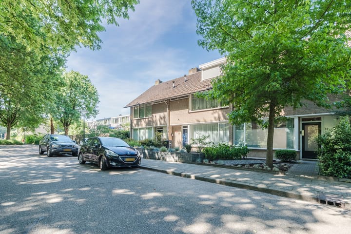 Foto 37 van Admiraal Byrdstraat 16