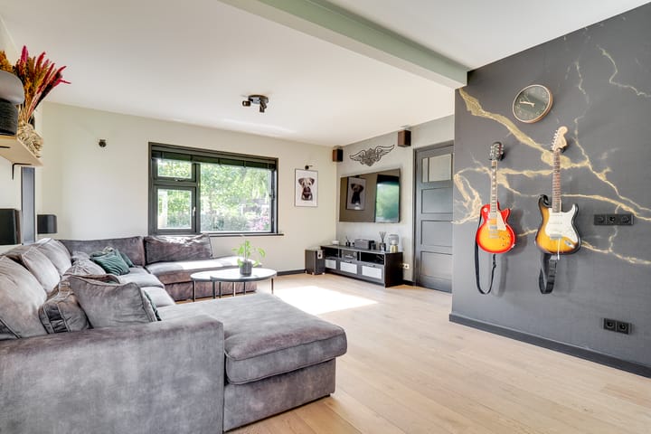 Foto 11 van Woerdlaan 8