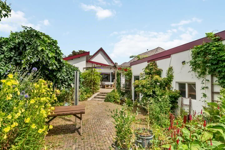 Photo 2 of Erichemseweg 42