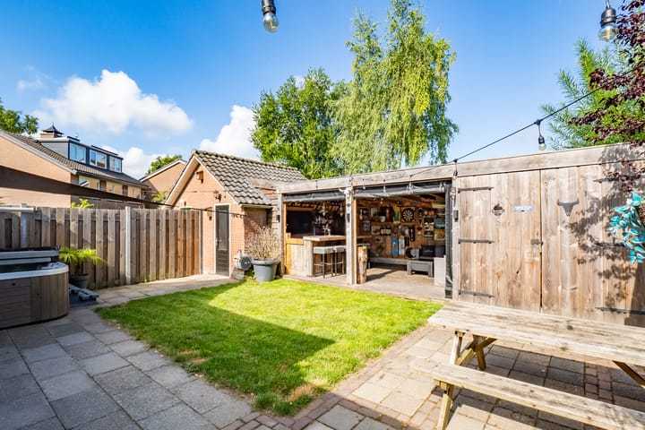 Foto 39 van Woerdlaan 8