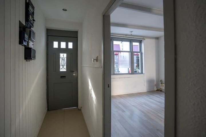 Foto 10 van Molenstraat 4