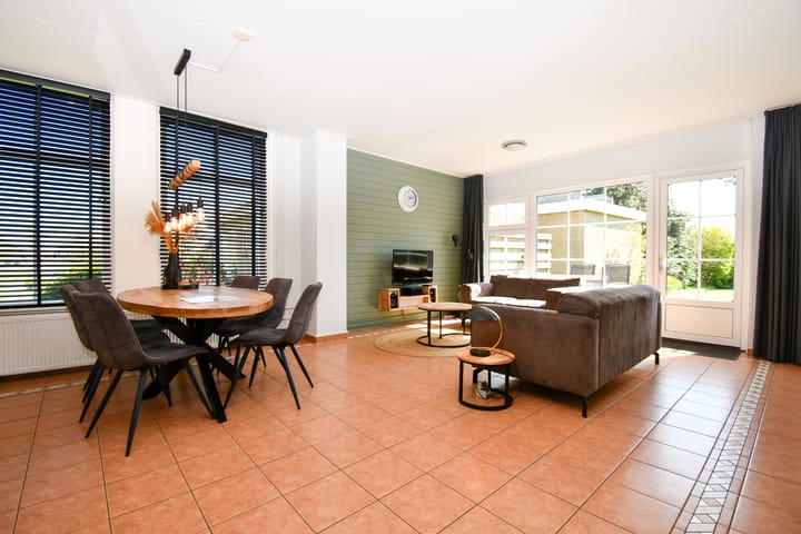 Photo 44 of Kaard 3-1