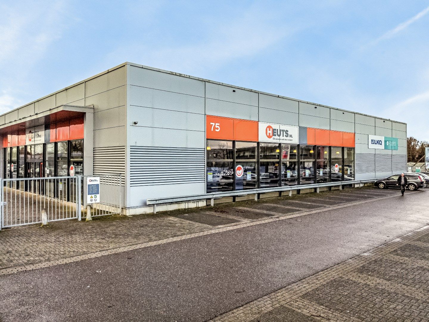 Bekijk foto 2 van Zuiderpoort 75