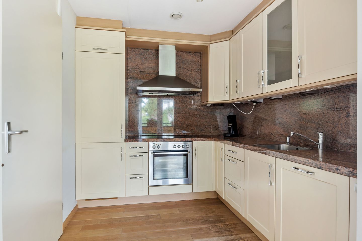 Foto 14 van Dokter Herskade 38