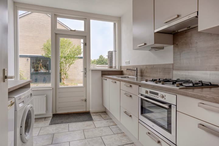 Foto 7 van Rouppe van der Voortlaan 76