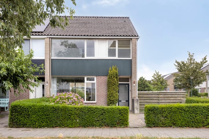 Foto 38 van Rouppe van der Voortlaan 76