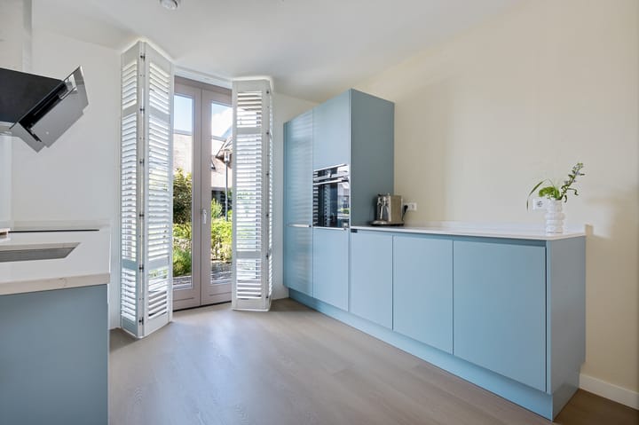 Foto 10 van Vlaserf 24