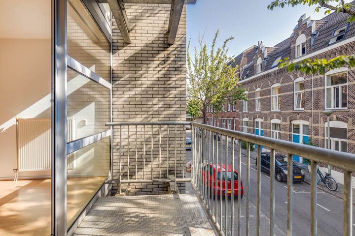 Foto 18 van Tischbeinstraat 6-B01