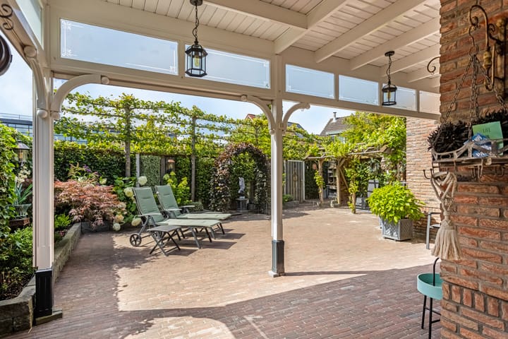 Foto 2 van Merelweg 1