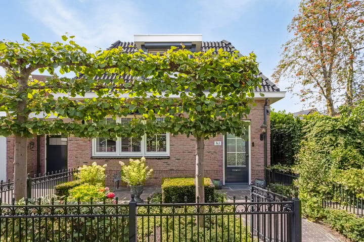 Foto 7 van Merelweg 1