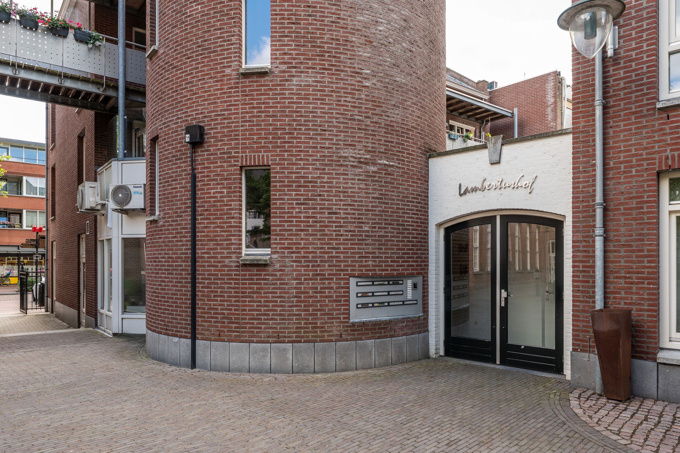 Foto 15 van Lambertushof 10