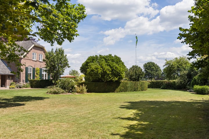 Photo 7 of Veenweg 8