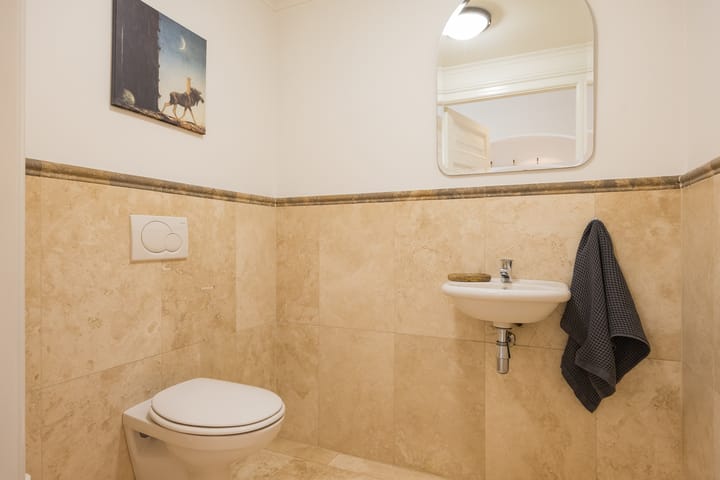 Photo 11 of Veenweg 8