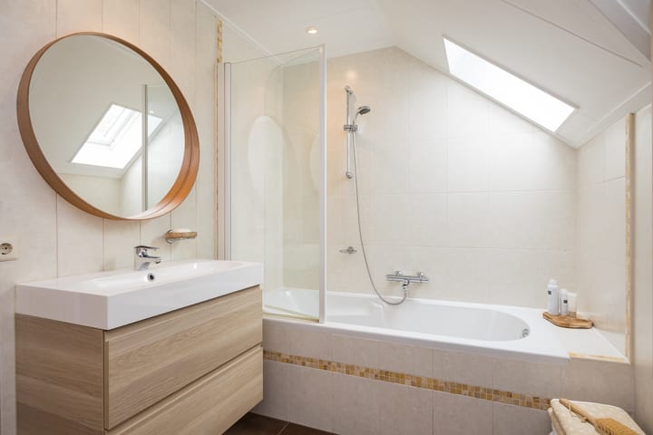 Photo 45 of Veenweg 8