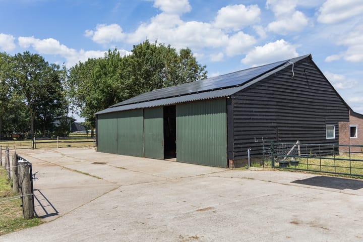 Photo 55 of Veenweg 8