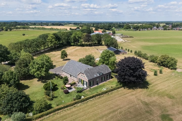 Photo 59 of Veenweg 8