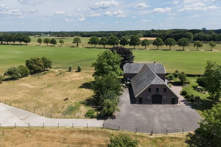 Photo 61 of Veenweg 8