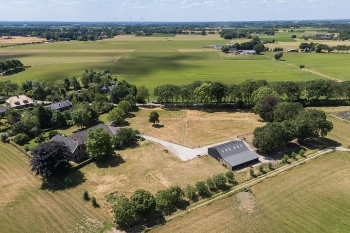 Photo 62 of Veenweg 8