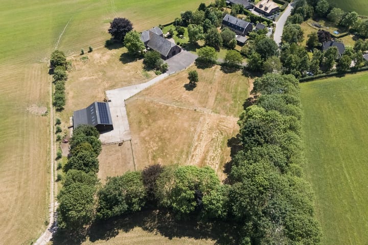 Photo 63 of Veenweg 8