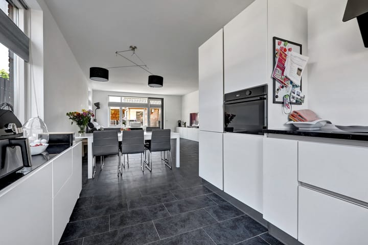 Photo 16 of Marskramer 117