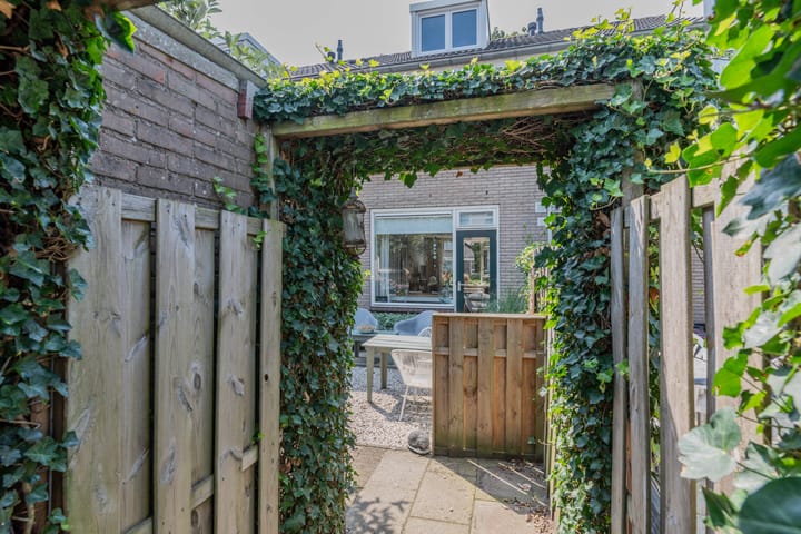 Foto 15 van Menno Simonszhof 47