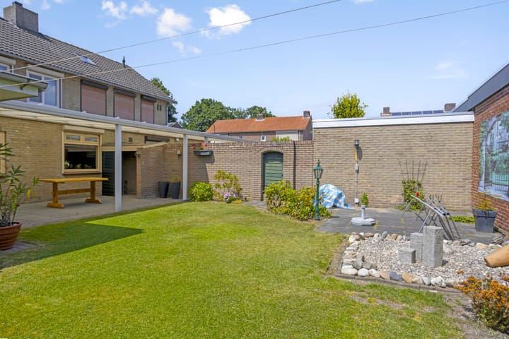 Photo 24 of Lariksweg 4